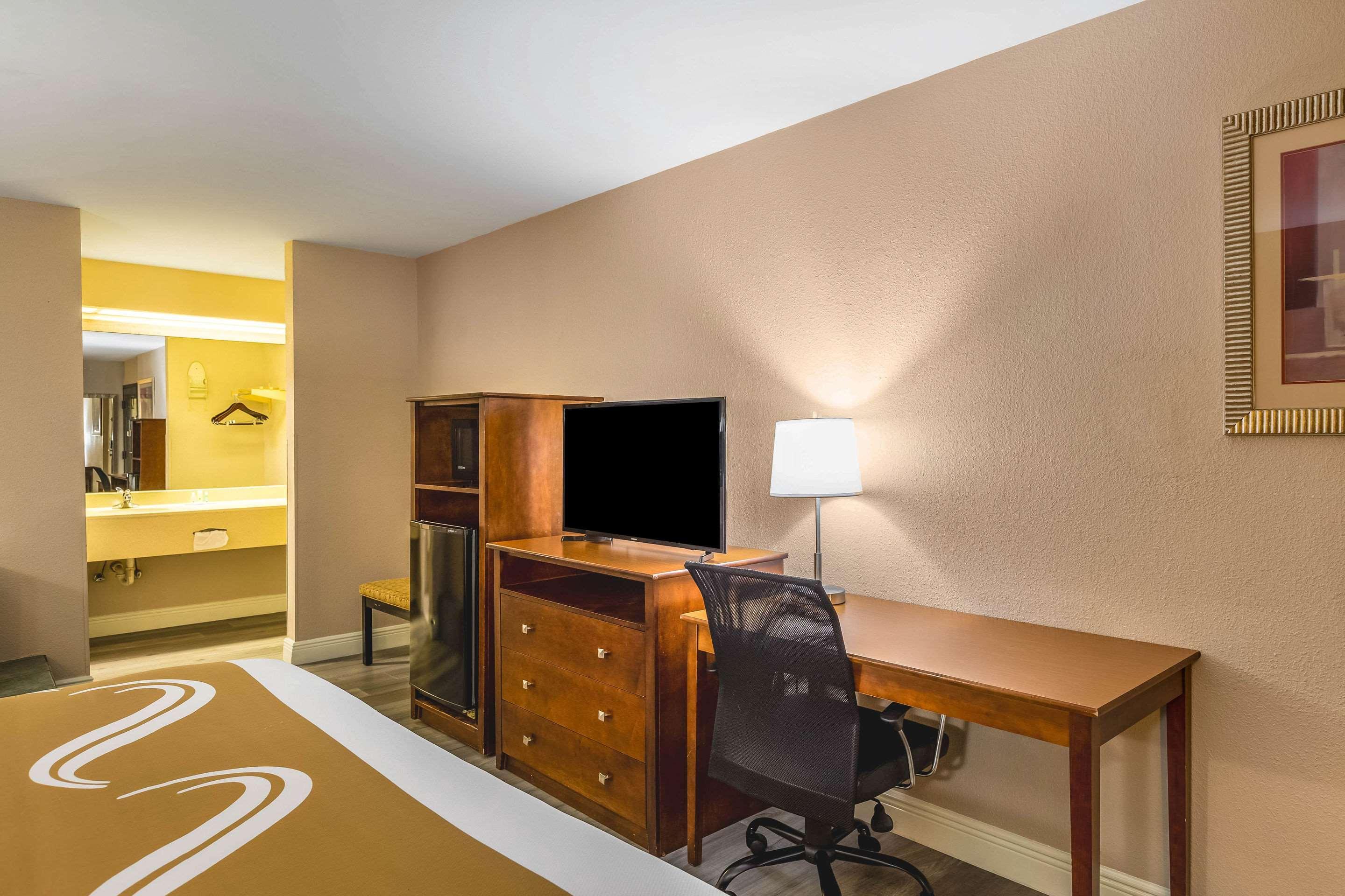 Quality Inn Quincy - Tallahassee West Екстериор снимка
