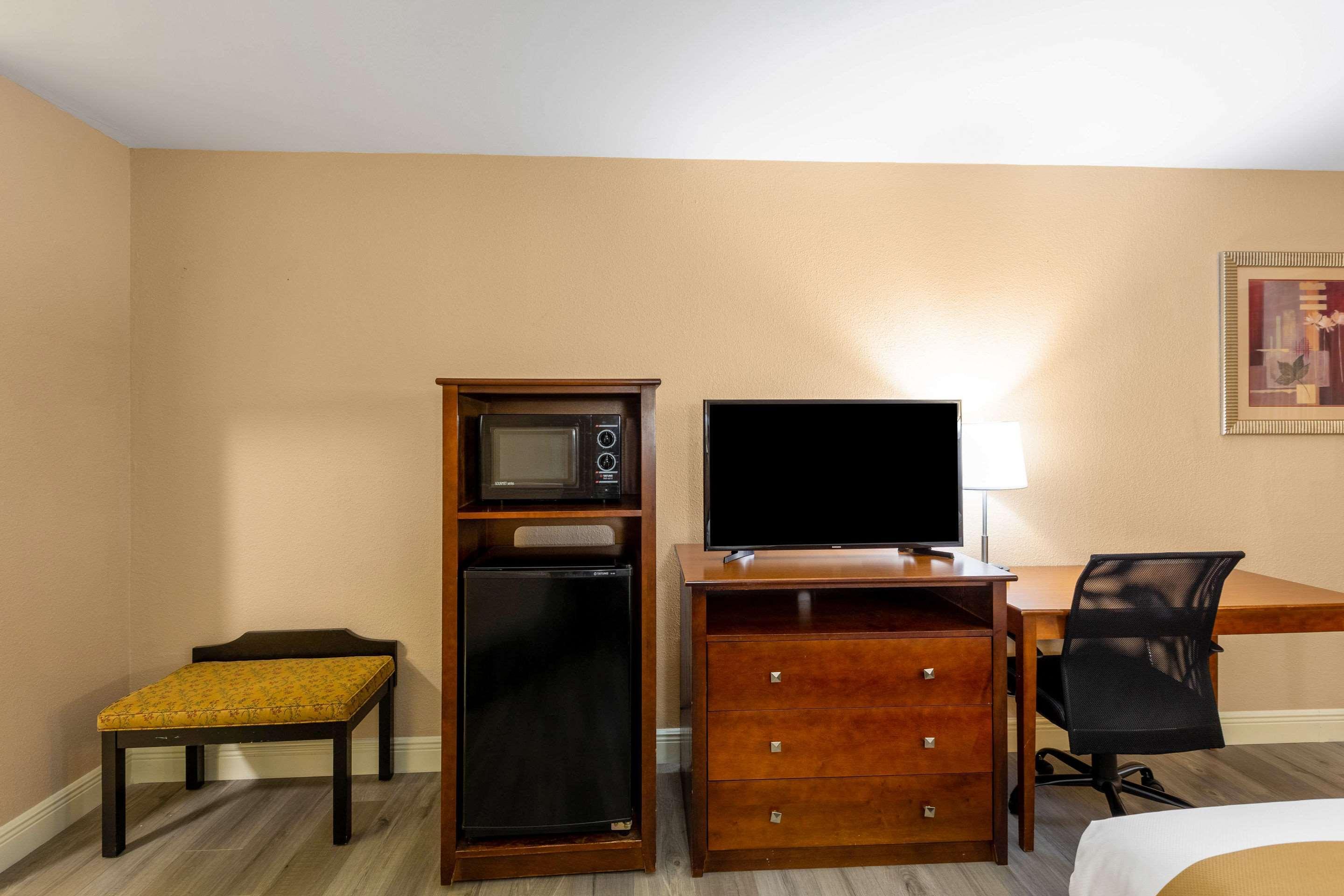 Quality Inn Quincy - Tallahassee West Екстериор снимка