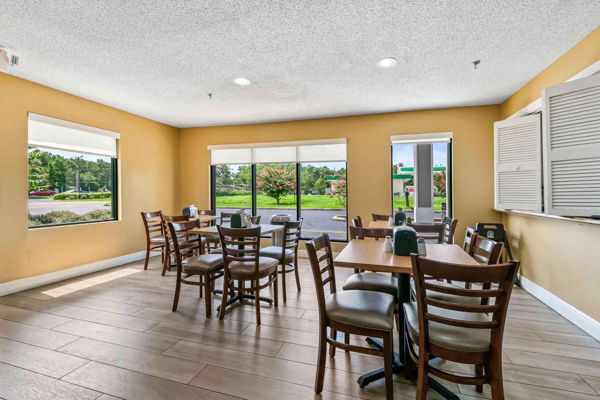 Quality Inn Quincy - Tallahassee West Екстериор снимка
