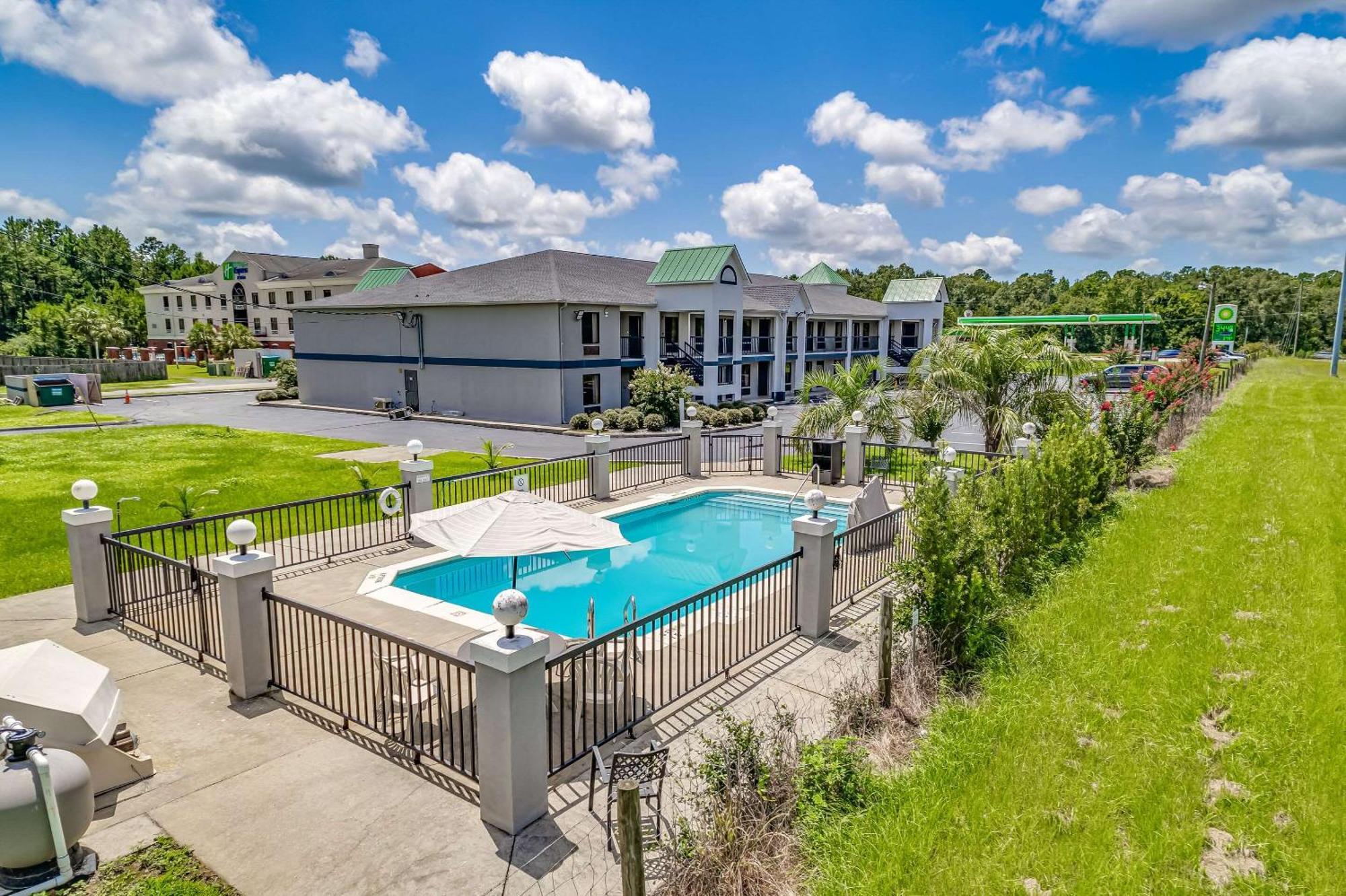 Quality Inn Quincy - Tallahassee West Екстериор снимка