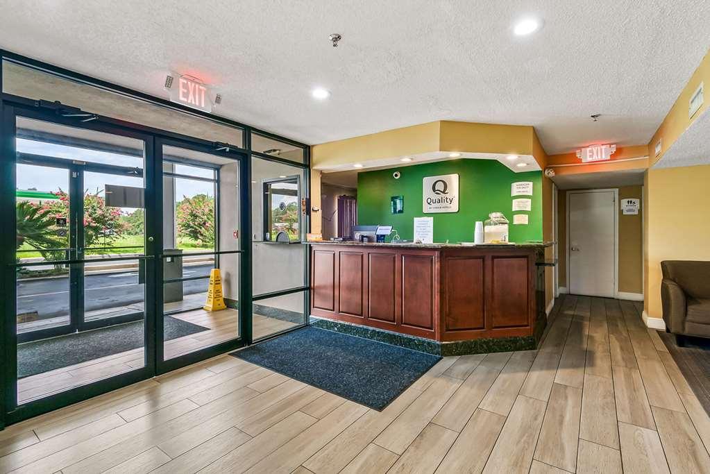 Quality Inn Quincy - Tallahassee West Интериор снимка